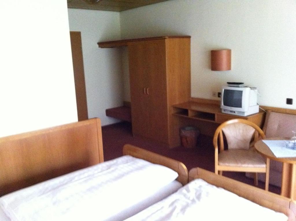 Hotel Bacchusstube Garni Goldbach  Habitación foto